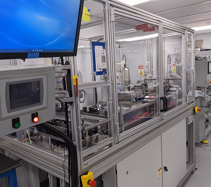 High‑accuracy thickness coatings with robotics and optical micrometers